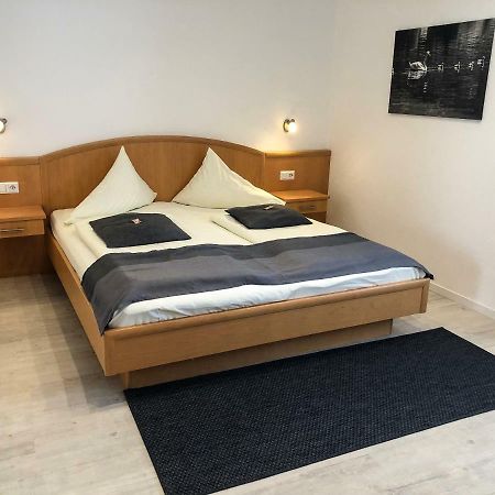 Hotel Gretl Krumpendorf Extérieur photo