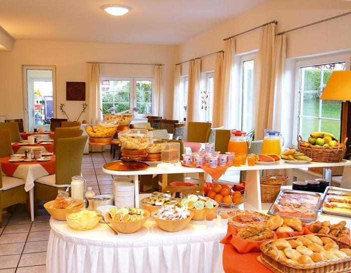 Hotel Gretl Krumpendorf Extérieur photo